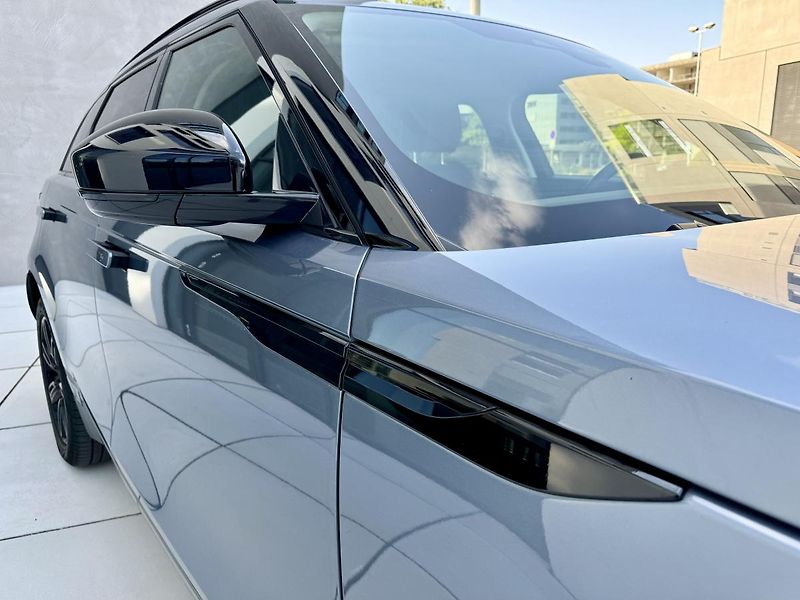 Land Rover Range Rover Velar (2022) P400e Plug in Hybrid 4x4 - fotka 5 z 67