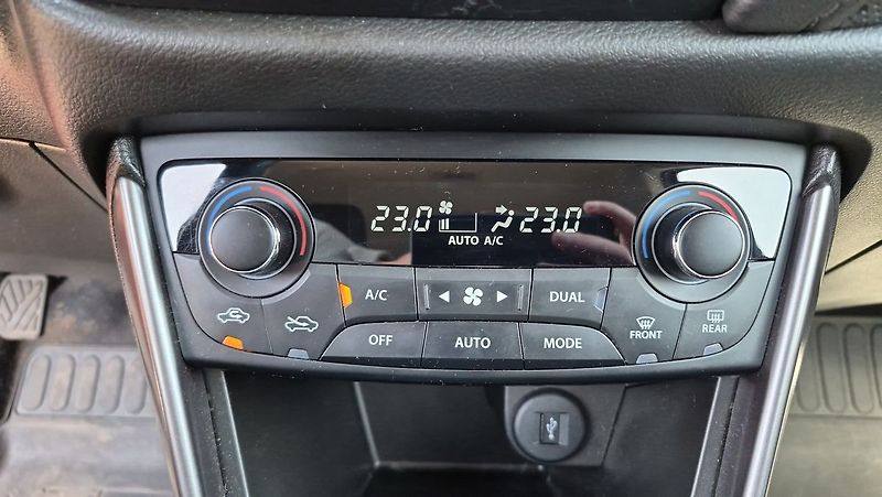 Suzuki S-Cross 1.4 BoosterJet 4x4 Premium - fotka 19 z 25