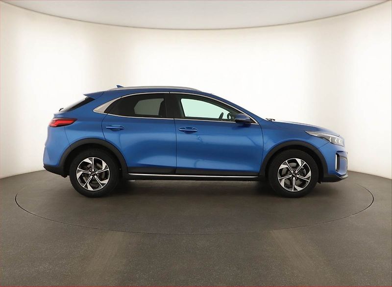 Kia XCeed (2025) 1.5 T-GDI, EXCLUSIVE, AUTOMAT - fotka 6 z 17
