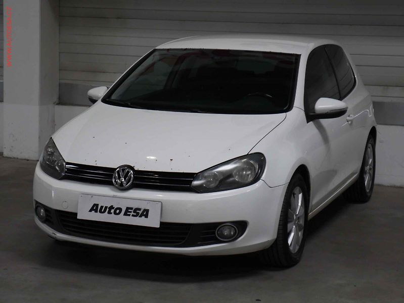 Volkswagen Golf (2009) 2.0 TDi, DSG, temp - fotka 3 z 18