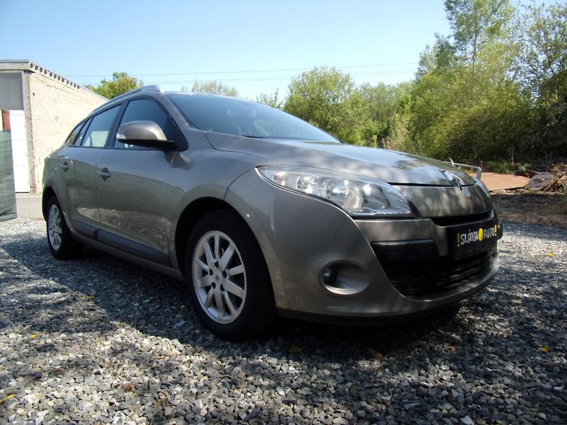 Renault Mégane (2010) 1.4TCe96kW 2xALU KOLA DIGIKLIM - fotka 3 z 22