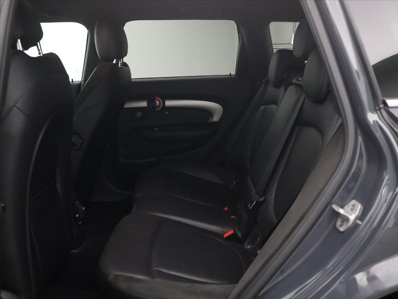 Mini Clubman 2,0 JCW ALL4 170kW H&K Aut - fotka 12 z 30
