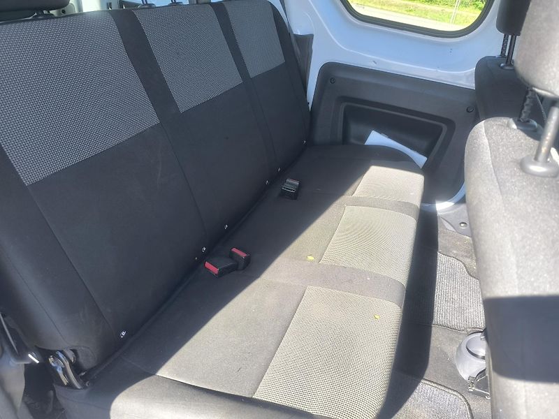 Dacia Dokker 1,6i 75KW,TZ,TOP CENA - fotka 7 z 12
