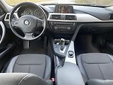 BMW Řada 3 318D - náhled 10