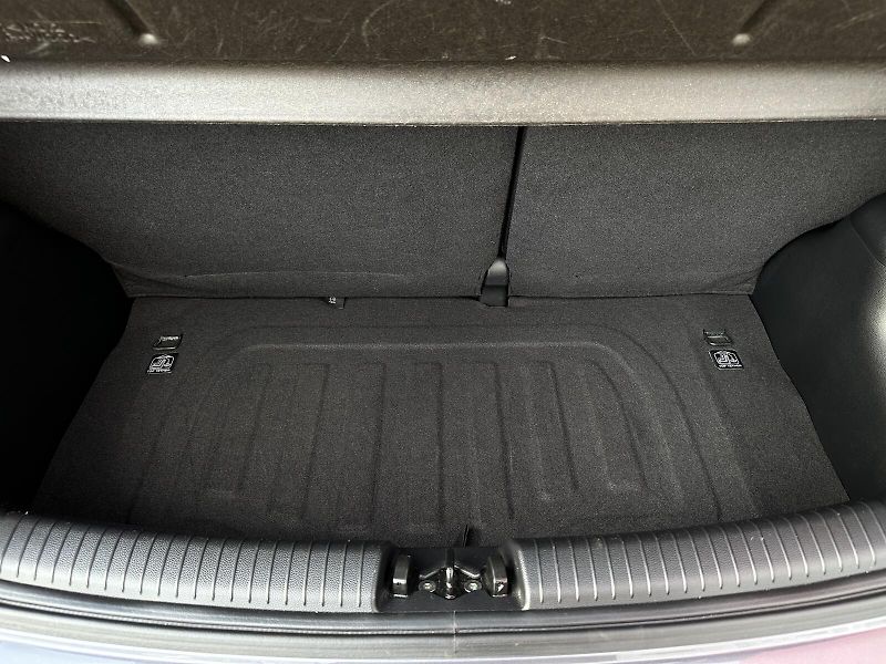 Hyundai i10 1.0i AUTOMAT 67PS KLIMA AC Blu - fotka 32 z 32