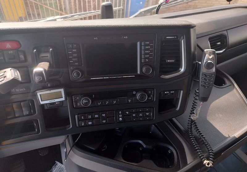 Scania (2022) R 450 tahač EURO 6 - fotka 9 z 13