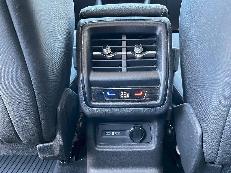 Škoda Kodiaq (2025) 2.0 TDI 142 kW Selection 4x4 D - fotka 11 z 27