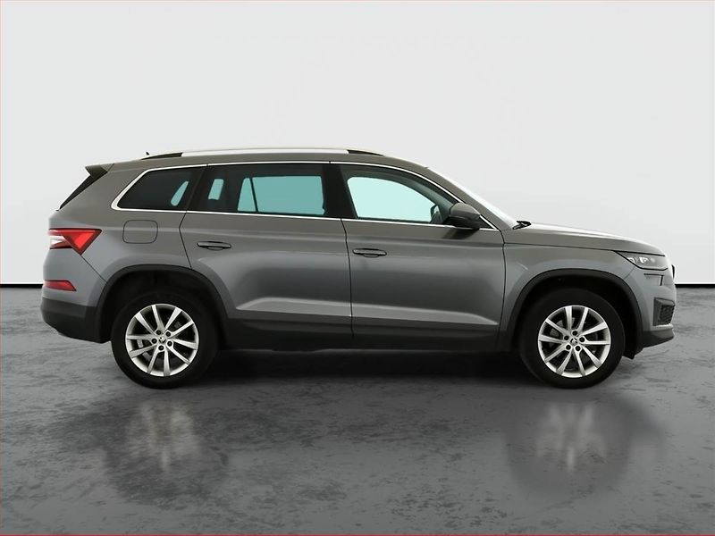 Škoda Kodiaq (2022) Style 2.0 TDI, digi klima - fotka 6 z 17