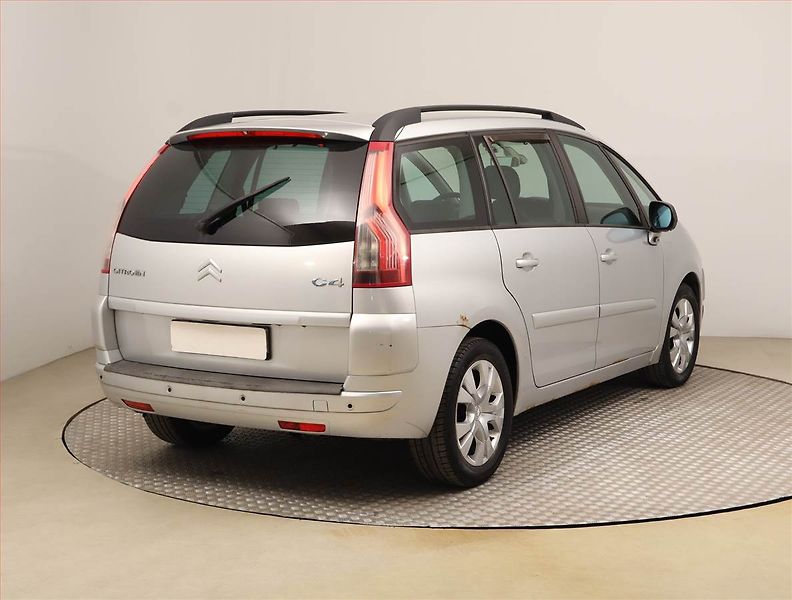 Citroën C4 Picasso (2006) 1.6 HDi, 7 míst, po STK, Klima - fotka 5 z 21