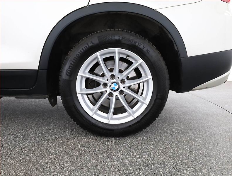 BMW X3 (2013) xDrive20d, 4X4, Automat - fotka 21 z 21