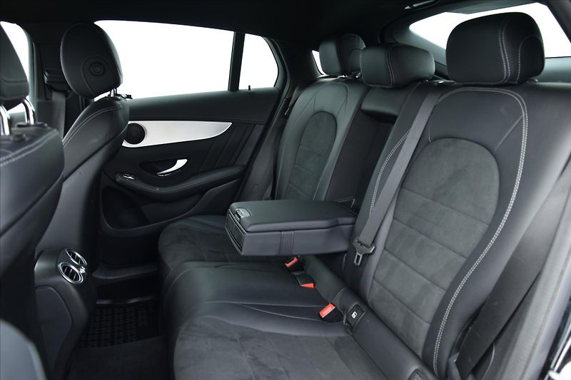 Mercedes-Benz GLC 220d 4MATIC COUPE SERV.KNIHA - fotka 11 z 27