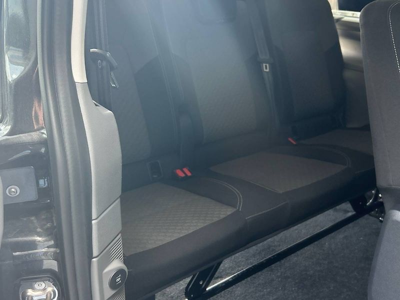 Volkswagen Caravelle (2025) 2.0 TDI 8AUT 4MOTION Style DR - fotka 15 z 34