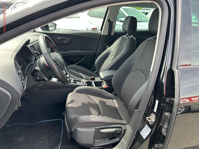 Seat Leon (2019) 1.5 TSi, FR - fotka 9 z 17