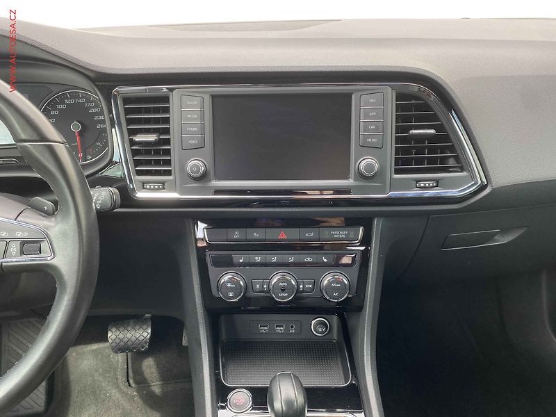 Seat Ateca (2018) 1.4 TSi, Xcellence, DSG, LED - fotka 12 z 20