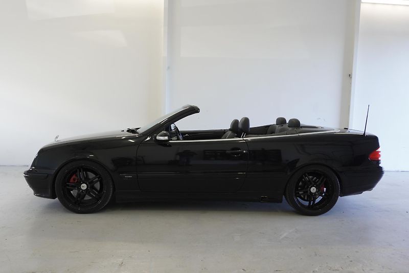 Mercedes-Benz CLK 4,3 AMG V8 AUTOMAT - fotka 8 z 28