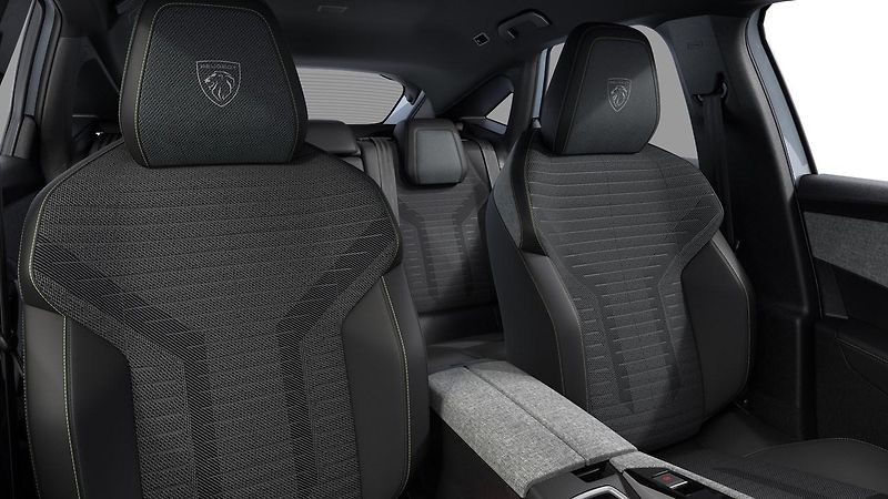 Peugeot 3008 (2026) GT Hybrid 145 e-DCS6 - fotka 9 z 9