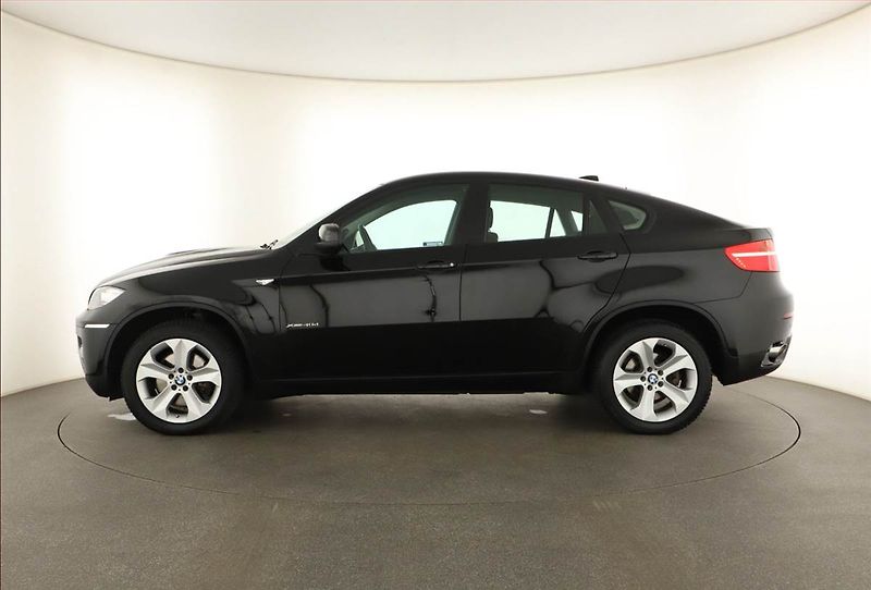 BMW X6 (2010) xDrive40d, 4X4, Automat - fotka 3 z 15