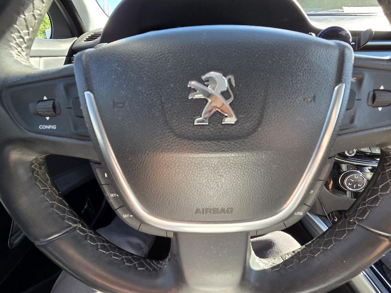 Peugeot 508 (2015) 2.0 BHDI 180 GT EAT6 - fotka 26 z 35