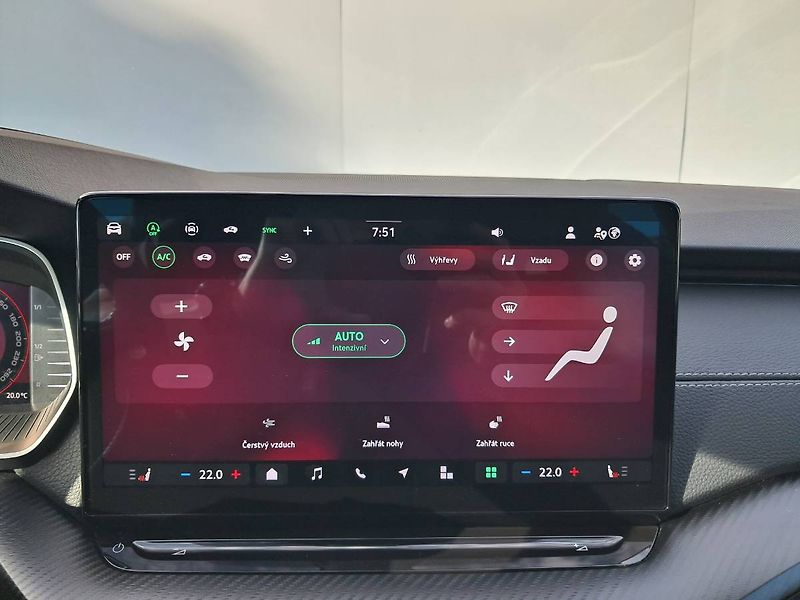 Škoda Octavia (2025) COMBI IV FC SportLine 2.0 TDI - fotka 14 z 31
