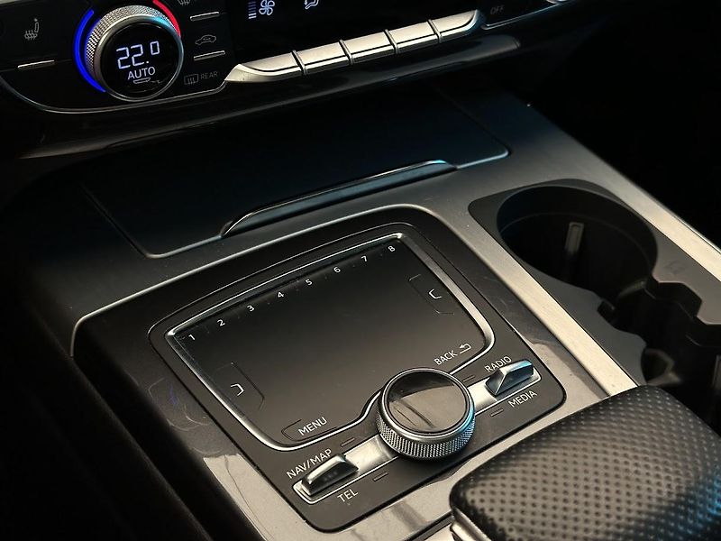 Audi Q7 (2018) 50TDI 7 míst MATRIX CZ  - fotka 33 z 33