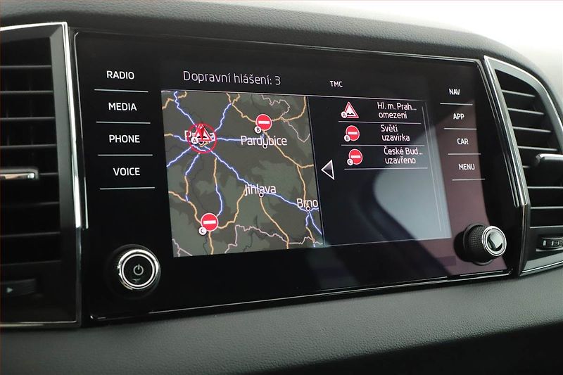 Škoda Karoq (2019) 2.0 TDI, 4X4, Automat, Navi - fotka 15 z 22