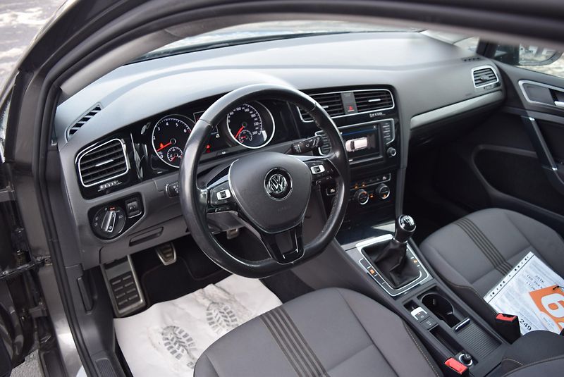 Volkswagen Golf Variant (2016) 1.4TSI 110kw COMFORTLINE TAŽNÉ - fotka 24 z 45