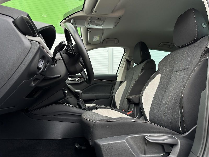 Škoda Scala 1.0TSi DSG 116PS LED V.Cockpit - fotka 15 z 47