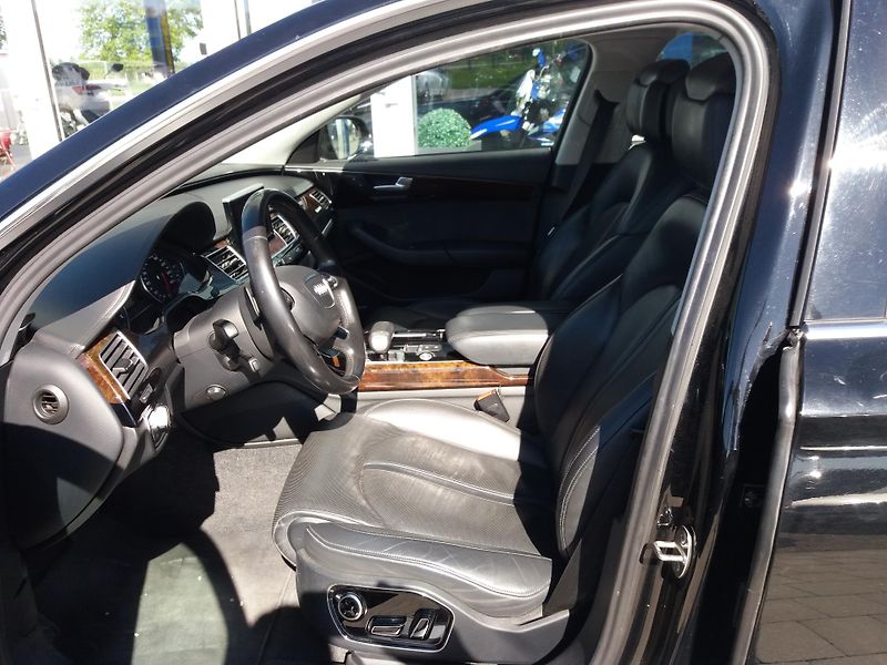 Audi A8 3.0TDi,4X4,NAVI,XENONY! - fotka 15 z 28