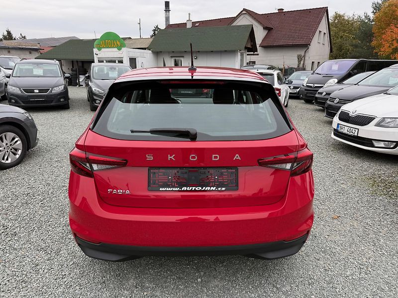 Škoda Fabia 1.0 MPI SELECTION - fotka 5 z 13