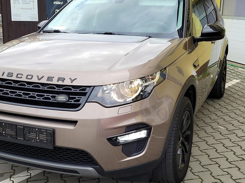 Land Rover Discovery Sport 2,0 TD4 4wd,DPH,SERVIS - fotka 3 z 48