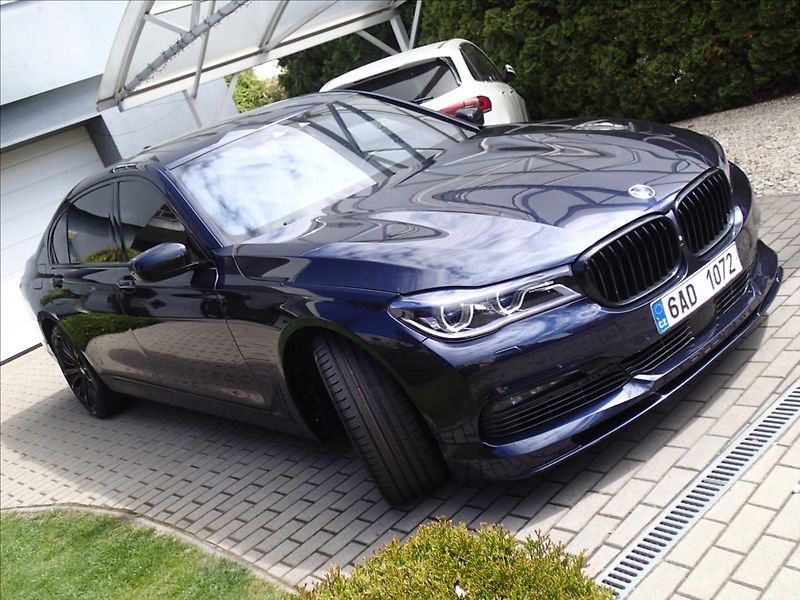 BMW Řada 7 3,0 740Ld ,XDRIVE - fotka 4 z 59