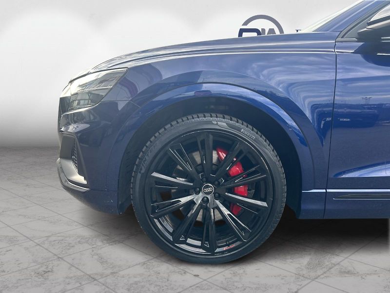 Audi SQ8 4.0 TFSI - fotka 9 z 24