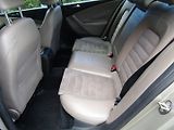 Volkswagen Passat (2008) 2.0 TDI 103kW - náhled 22