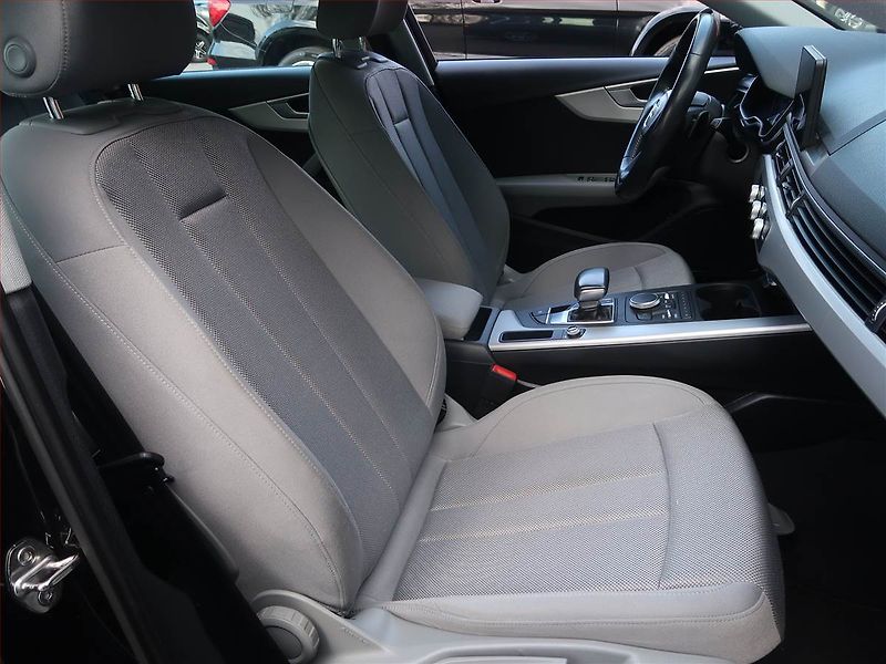 Audi A4 (2018) 2.0 TDI, Automat - fotka 9 z 16