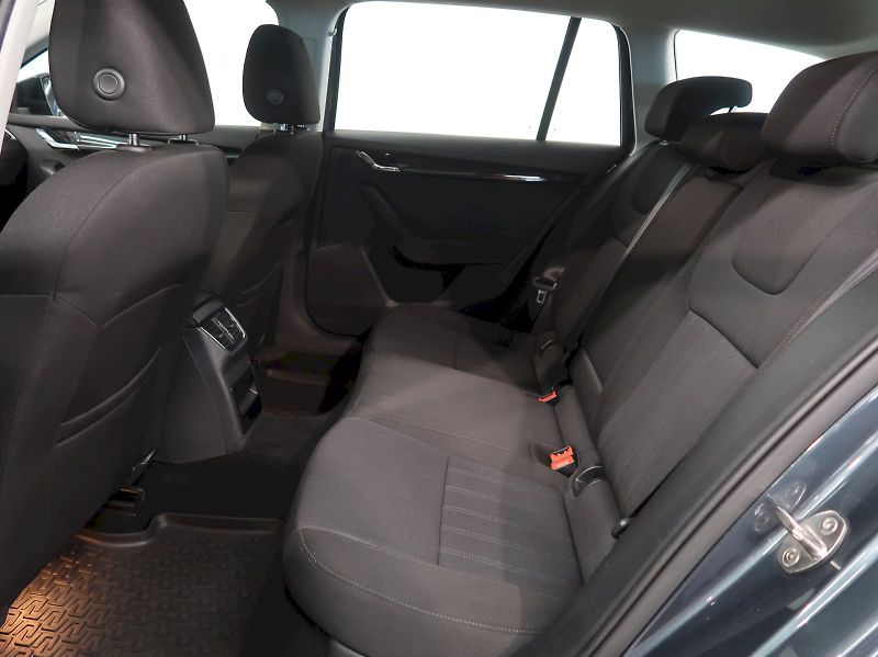 Škoda Octavia (2017) STYLE 2.0TDI 110KW DSG LED - fotka 15 z 35