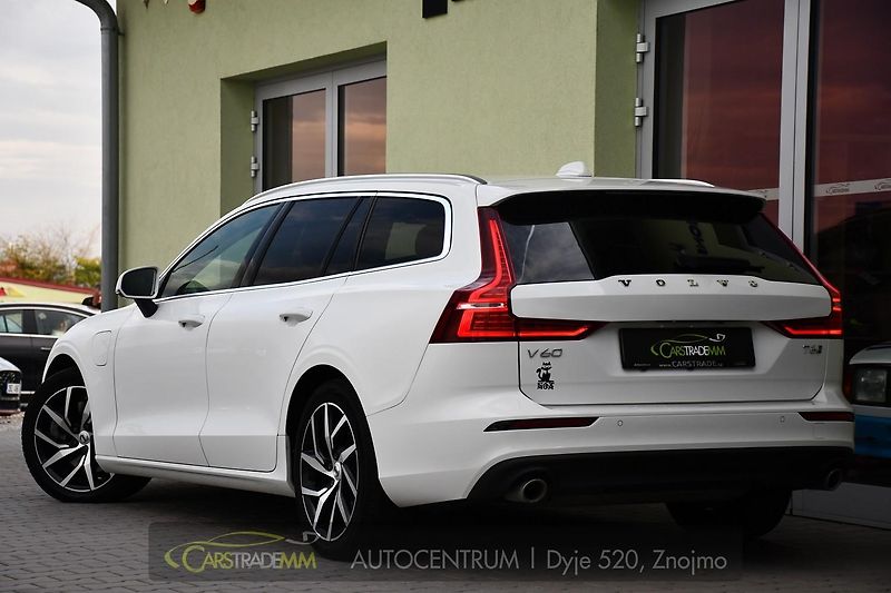 Volvo V60 2,0 T6 186kW PHEV TWIN ENGINE - fotka 3 z 51