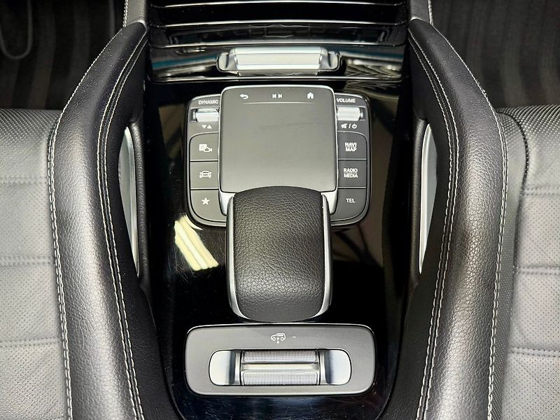 Mercedes-Benz GLE 450d 4M AMG COUPE, WEBASTO, AI - fotka 29 z 37
