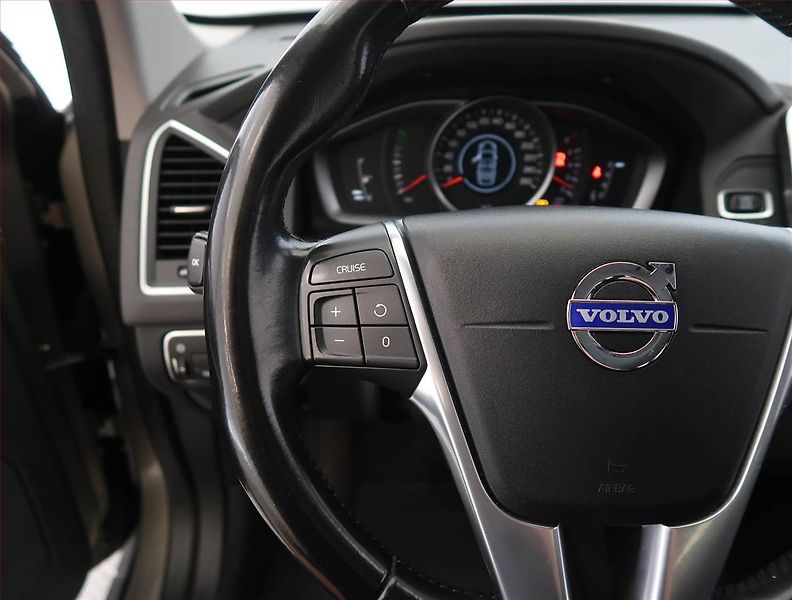 Volvo XC60 (2015) T5 AWD, 4X4, Automat - fotka 16 z 19
