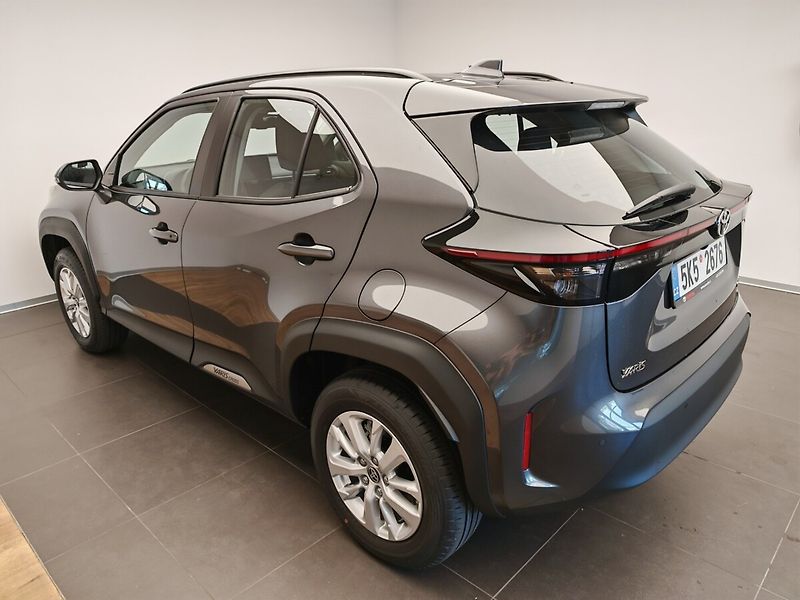 Toyota Yaris Cross 1.5 Hybrid eCVT Comfort 4x2 - fotka 5 z 33
