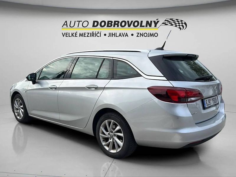 Opel Astra Elegance Sports Tourer F 15 DV - fotka 4 z 24