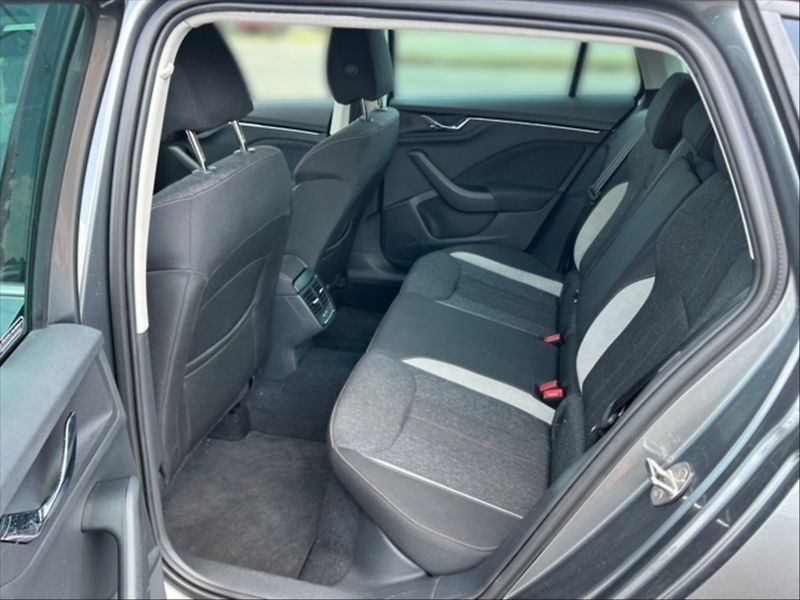 Škoda Scala 1,5 TSI 110 Style DSG - fotka 8 z 11