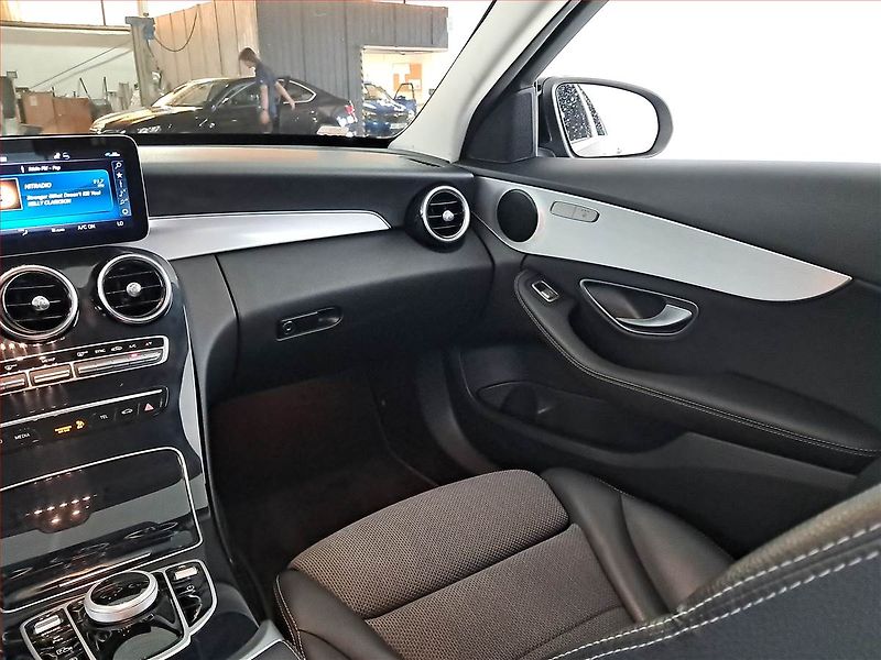 Mercedes-Benz Třídy C (2020) C 200 d - fotka 8 z 18