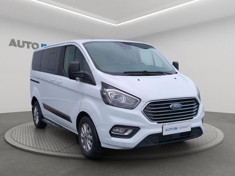 Ford Tourneo Custom (2020) 2.0 TDCi , ČR, tažné, 1. maj. - fotka 3 z 29