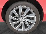 Škoda Superb (2016) 2.0 TDI, Tempomat - náhled 15