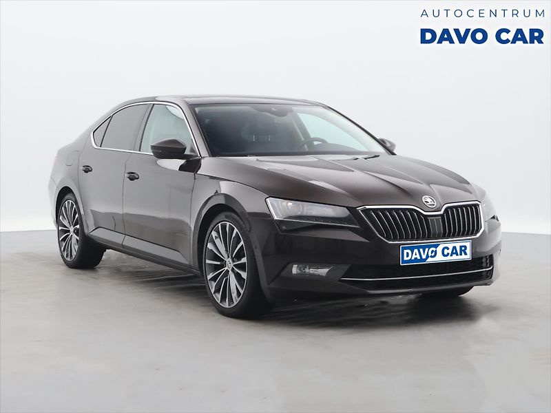 Škoda Superb 2.0 TDI 140kW 4x4 Style CZ - fotka 1 z 40