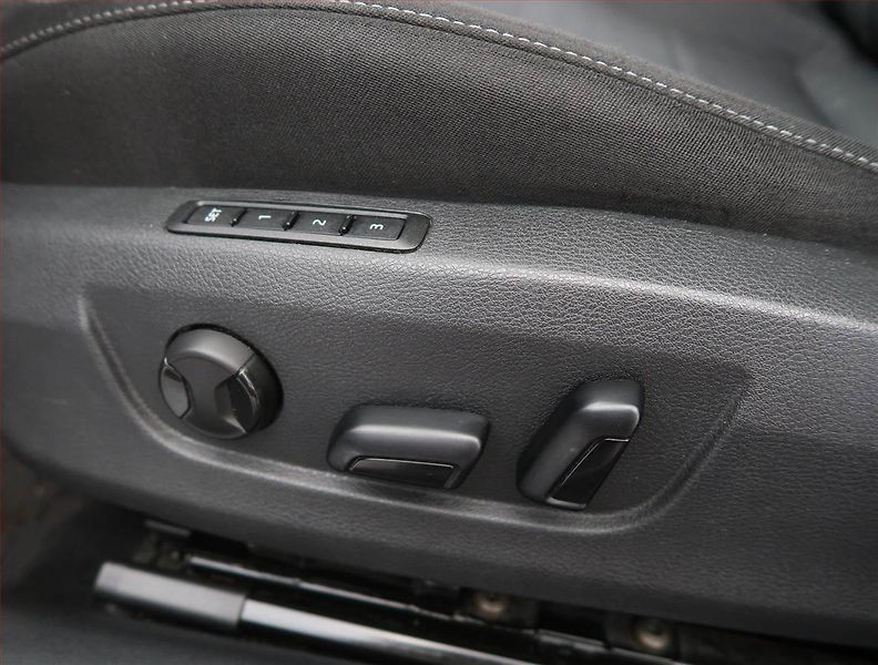 Škoda Superb (2015) Ambition 1.8 TSI, Automat - fotka 18 z 23