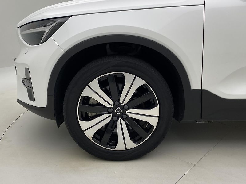 Volvo XC40 PURE ELECTRIC RECHARGE CORE  - fotka 33 z 49