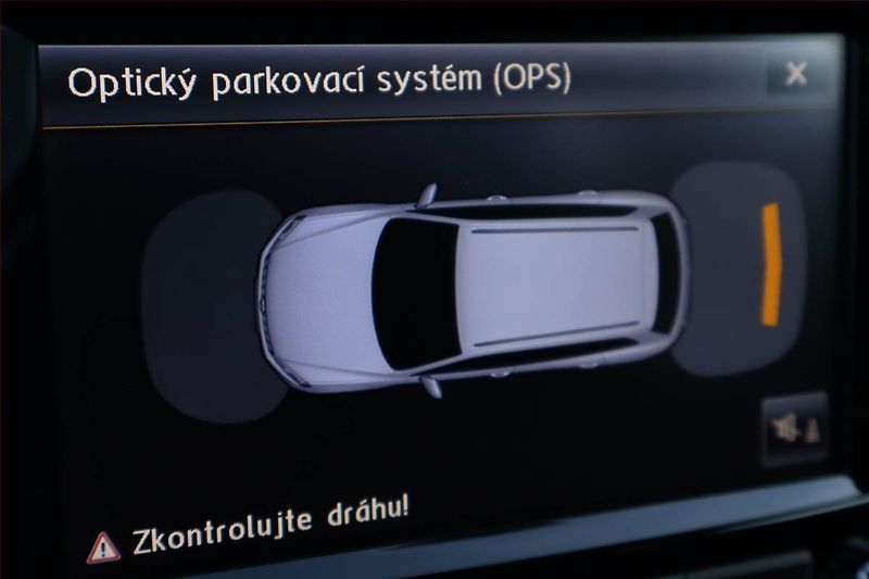Volkswagen Touareg (2014) 3.0 TDI, 4X4, Automat - fotka 18 z 25