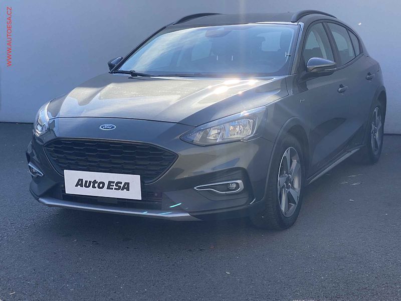 Ford Focus (2019) 1.0EB, Active, navi, park - fotka 3 z 17