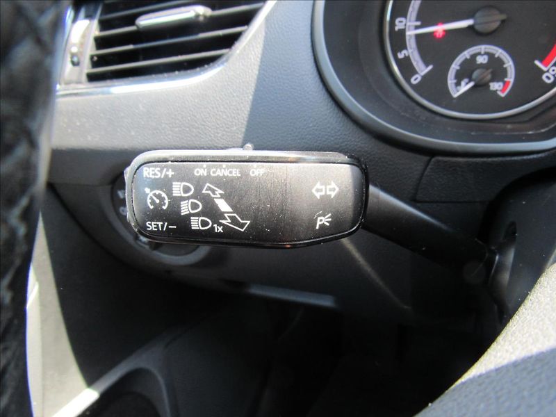 Škoda Octavia 1,6 TDi 85kW Style - fotka 21 z 29